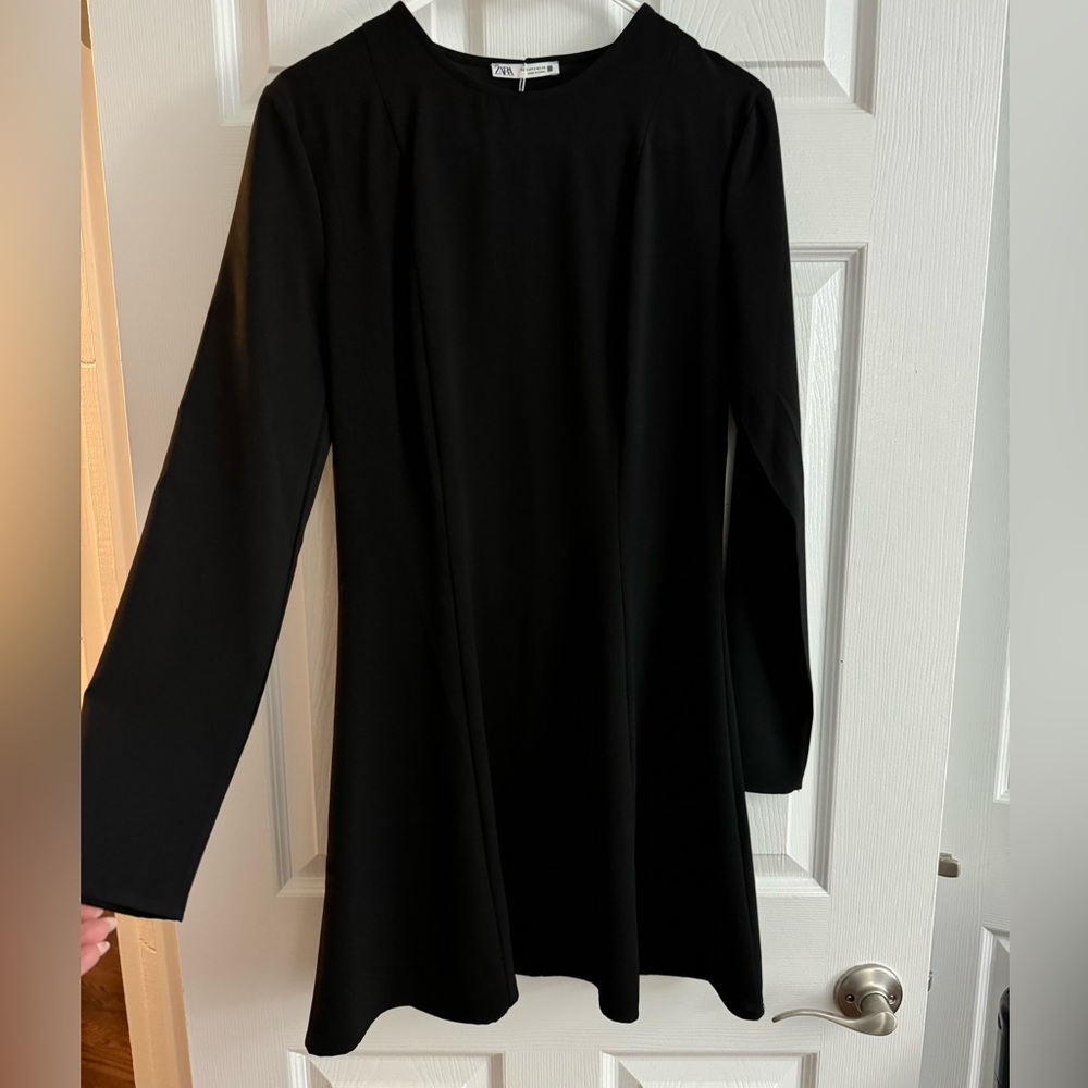 Zara Size Small New W Tags Black Flare Skirt Long Sleeved Dresss